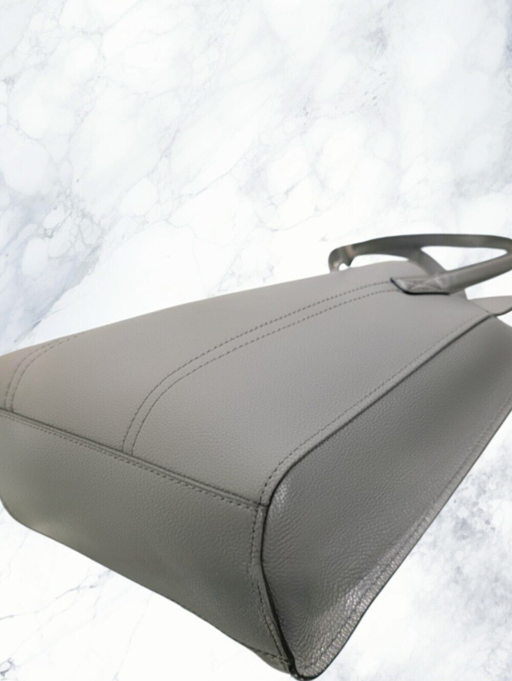 Marc Jacobs Charcoal Gray Leather Tote Black White Graphic Leather Interior - Picture 7 of 13